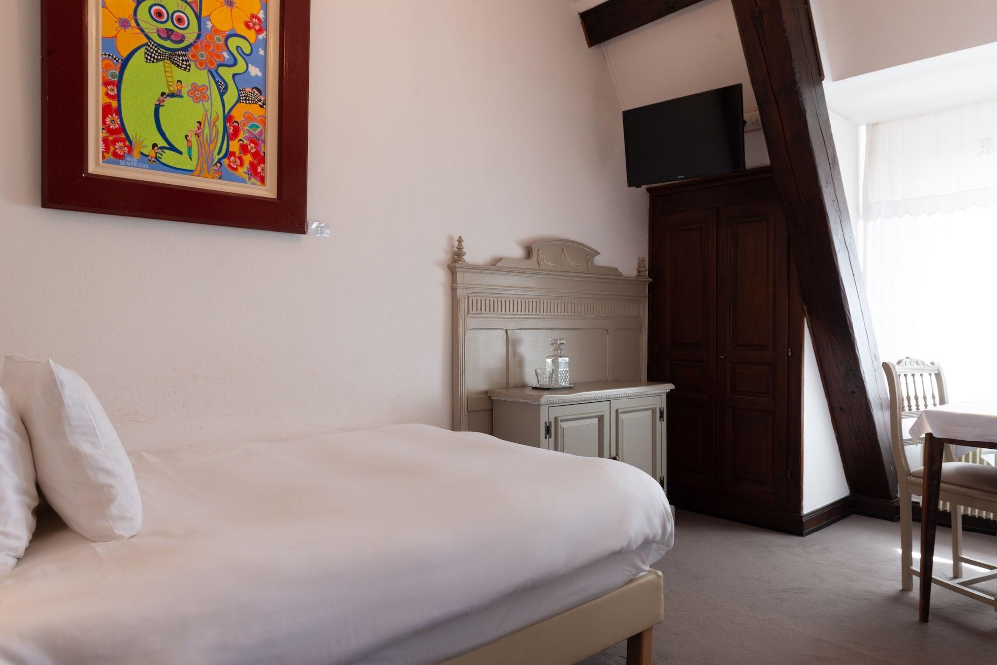 Domaine De Beaupre - Hotel The Originals Relais ゲブビレル エクステリア 写真