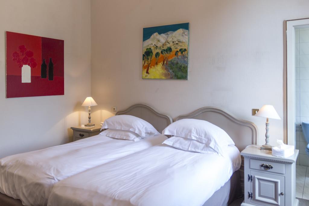 Domaine De Beaupre - Hotel The Originals Relais ゲブビレル エクステリア 写真